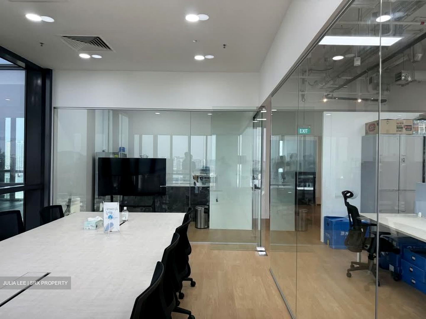 Woods Square (D25), Office #592353091
